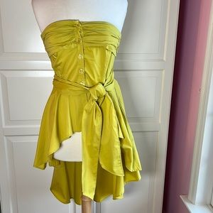 New York & Co chartreuse strapless high/low top SZ small  New w tags.